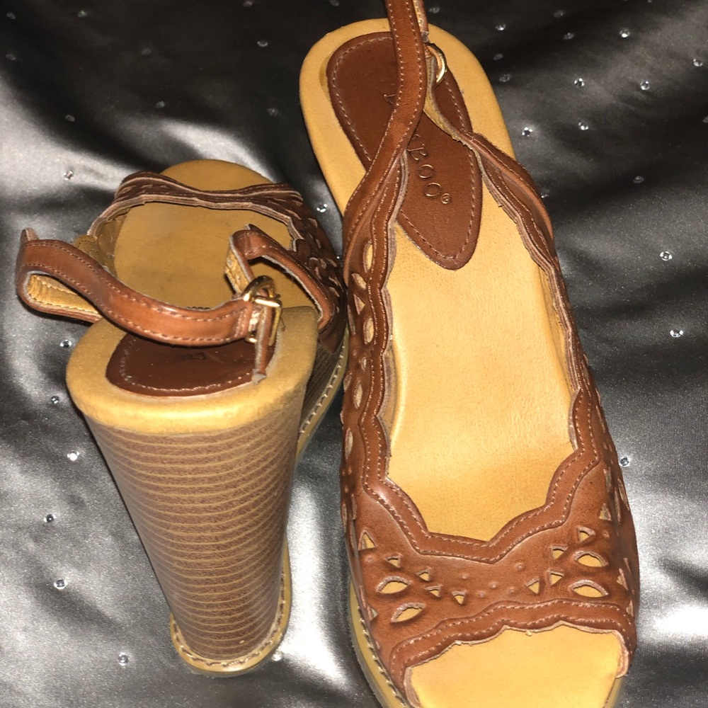 BAMBOO wedge brown shoes with leather detailing